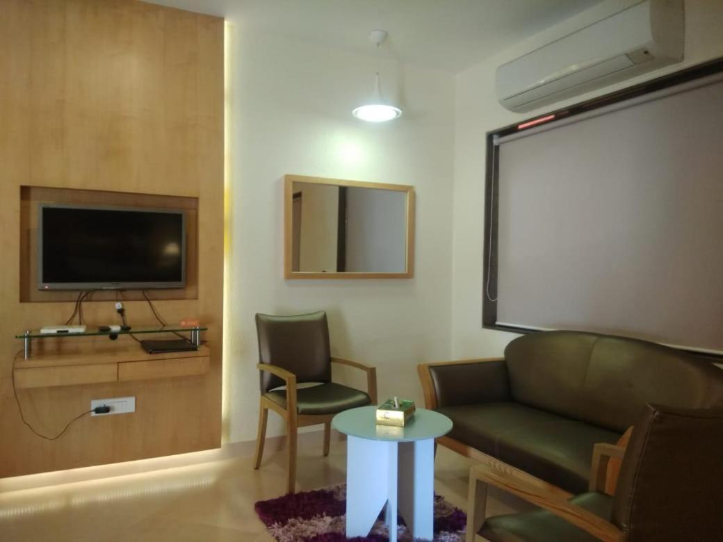 Meritas Seawind Beach Resort, Shrivardhan Exterior photo