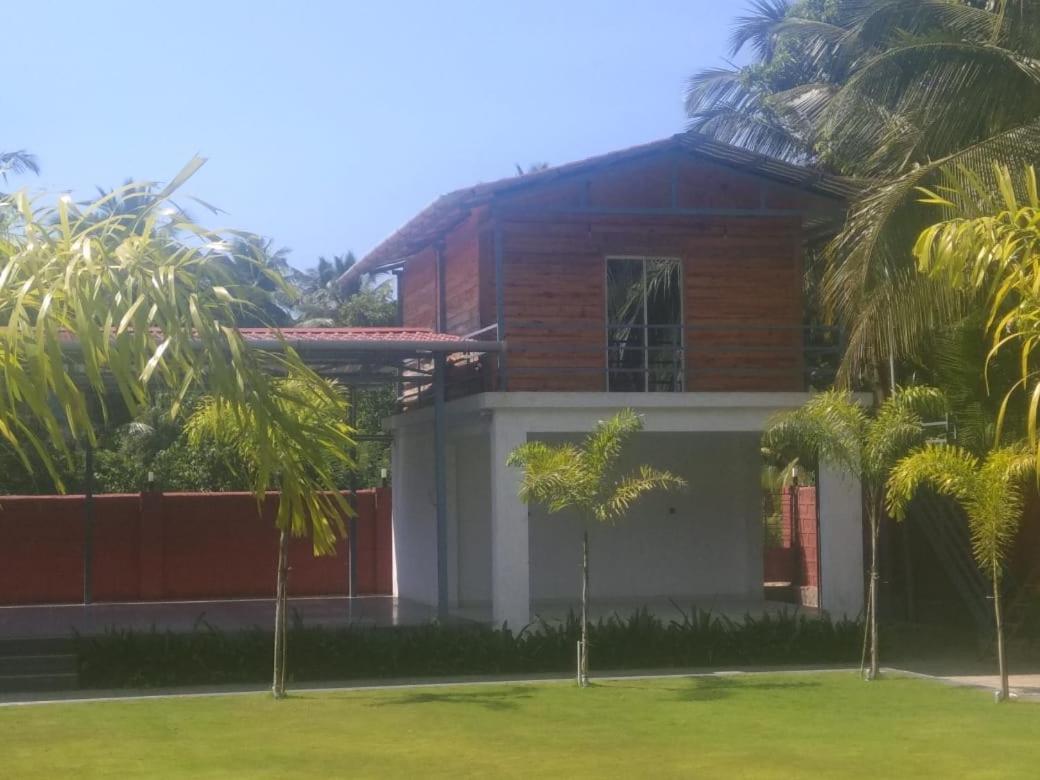 Meritas Seawind Beach Resort, Shrivardhan Exterior photo